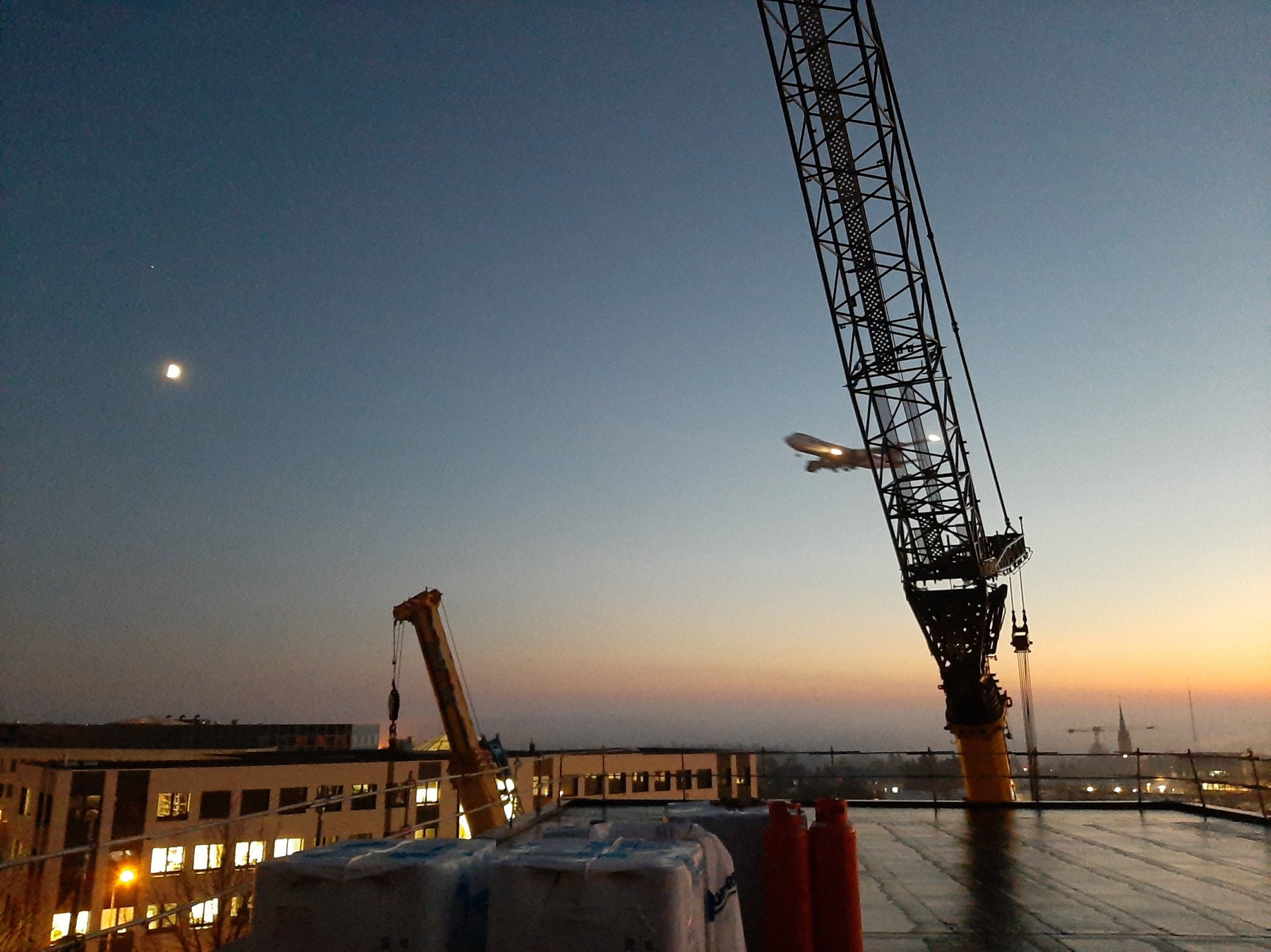 Grues Tours - Connection - CLE